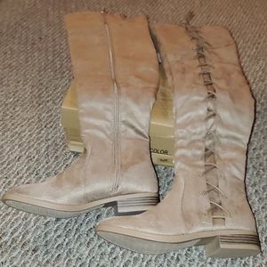 NIB BONNIBEL Taupe 6 Vegan Suede Knee High Boots